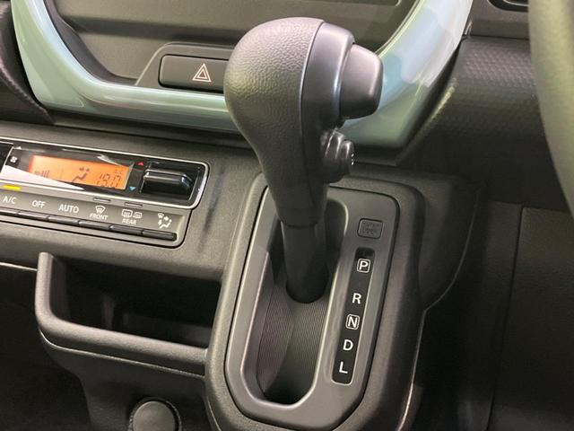 ハイブリッドＧ　届出済未使用車　衝突軽減装置　レーダークルーズコントロール　スマートキー　シートヒーター　ＬＥＤヘッドライト　レーンアシスト　コーナーセンサー　オートマチックハイビーム　ステアリングスイッチ（画像52）