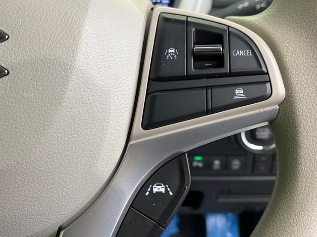 ハイブリッドＳ　電動スライドドア　衝突軽減装置　禁煙車　メーカー純正９インチナビ　全周囲カメラ　レーダークルーズコントロール　Ｂｌｕｅｔｏｏｔｈ　フルセグ　スマートキー　シートヒーター　ＬＥＤヘッド　レーンアシスト（画像5）