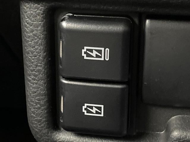 ハイブリッドＳ　電動スライドドア　衝突軽減装置　禁煙車　メーカー純正９インチナビ　全周囲カメラ　レーダークルーズコントロール　Ｂｌｕｅｔｏｏｔｈ　フルセグ　スマートキー　シートヒーター　ＬＥＤヘッド　レーンアシスト（画像48）