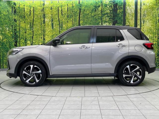 プレミアムＧ　ＨＥＶ　衝突軽減装置　禁煙車　９インチディスプレイオーディオ　全周囲カメラ　レーダークルーズコントロール　ＬＥＤヘッドライト　シートヒーター　スマートキー　コーナーセンサー　ステアリングスイッチ（画像29）