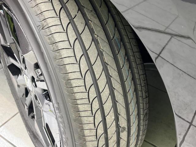 ｅ：ＨＥＶスパーダ　登録済未使用車　両側電動ドア　全周囲カメラ　衝突被害軽減システム　ハーフレザーシート　コーナーセンサー　スマートキー　ＬＥＤヘッド　純正１６インチアルミ　オートハイビーム　車線逸脱警報　オートライト（画像39）