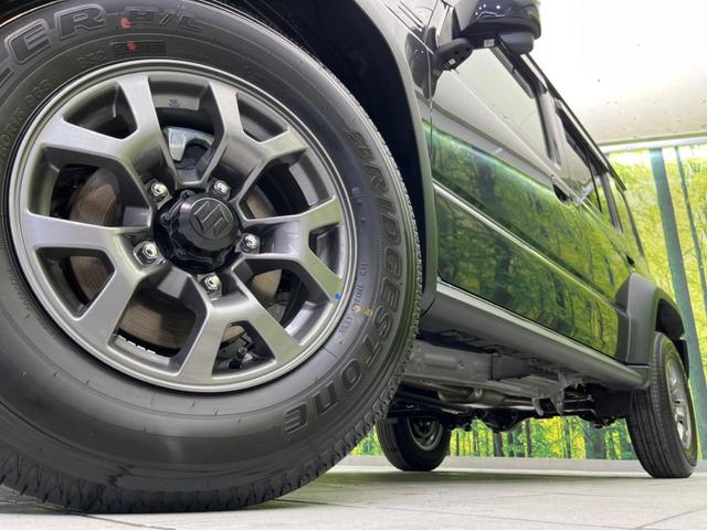 ＦＣ　４ＷＤ　禁煙車　衝突軽減　コーナーセンサー　スマートキー　ＬＥＤヘッド　純正１５インチアルミ　車線逸脱警報　オートライト　オートエアコン　ＬＥＤフォグ（画像13）