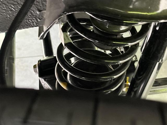 ＦＣ　４ＷＤ　禁煙車　衝突軽減　コーナーセンサー　スマートキー　ＬＥＤヘッド　純正１５インチアルミ　車線逸脱警報　オートライト　オートエアコン　ＬＥＤフォグ（画像20）