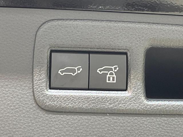 Ｇ　禁煙車　衝突軽減装置　純正１２．３インチディスプレイオーディオ　バックカメラ　ＥＴＣ　Ｂｌｕｅｔｏｏｔｈ　フルセグ　ドライブレコーダー　デジタルインナーミラー　パワーバック　パワーシート（画像31）