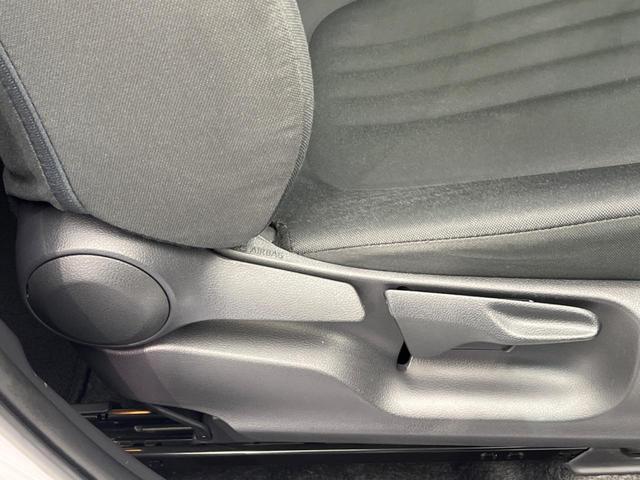 Ｘ　バックカメラ　衝突軽減　禁煙車　コーナーセンサー　　スマートキー　ビルトインＥＴＣ　ディスプレイオーディオ　オートライト　Ｂｌｕｅｔｏｏｔｈ　アイドリングストップ　電動格納ミラー（画像37）
