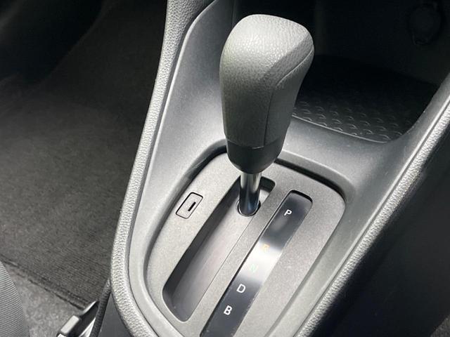 Ｘ　バックカメラ　衝突軽減　禁煙車　コーナーセンサー　　スマートキー　ビルトインＥＴＣ　ディスプレイオーディオ　オートライト　Ｂｌｕｅｔｏｏｔｈ　アイドリングストップ　電動格納ミラー（画像52）