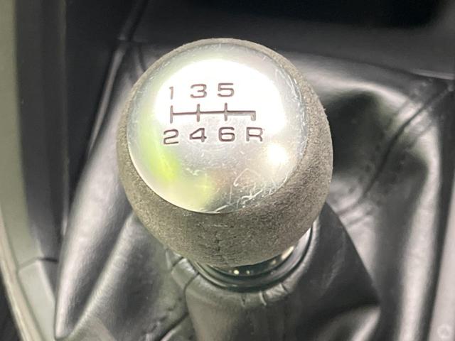 α　ＭＴ車　バックカメラ　衝突被害軽減システム　禁煙車　シートヒーター　スマートキー　ＬＥＤヘッド　クルコン　純正１５インチアルミ　オートライト　Ｂｌｕｅｔｏｏｔｈ再生　オートエアコン（画像5）