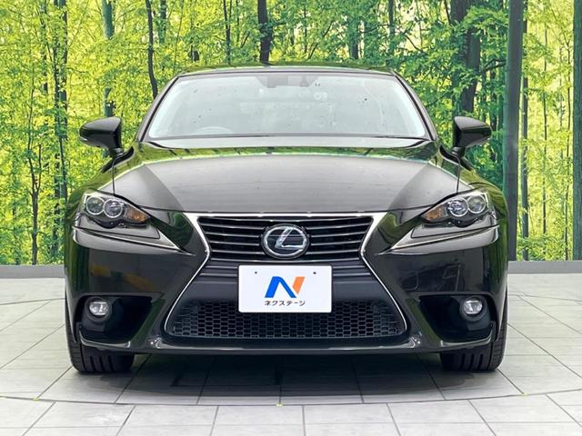 ＩＳ３００ｈ　バージョンＬ　オプションアルミ　純正ナビ　バックカメラ　衝突被害軽減　禁煙車　レーダークルーズ　パワーシート　ドラレコ　コーナーセンサー　スマートキー　ＬＥＤヘッド　ＥＴＣ　純正１８インチアルミ　オートライト（画像14）