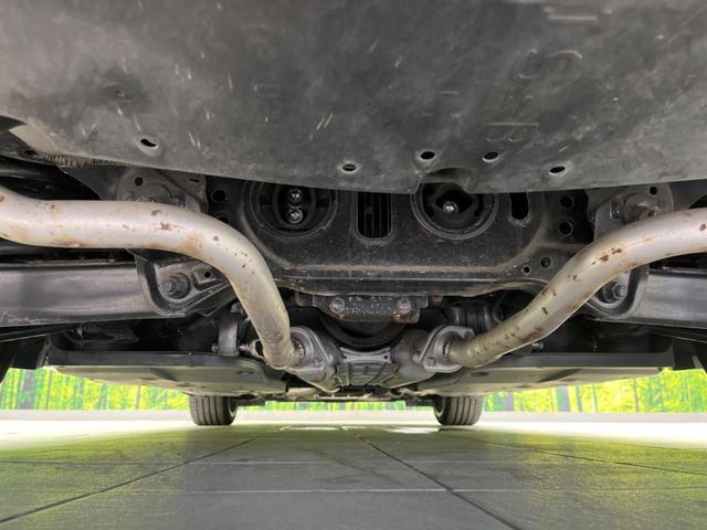 ＩＳ３００ｈ　バージョンＬ　オプションアルミ　純正ナビ　バックカメラ　衝突被害軽減　禁煙車　レーダークルーズ　パワーシート　ドラレコ　コーナーセンサー　スマートキー　ＬＥＤヘッド　ＥＴＣ　純正１８インチアルミ　オートライト（画像19）