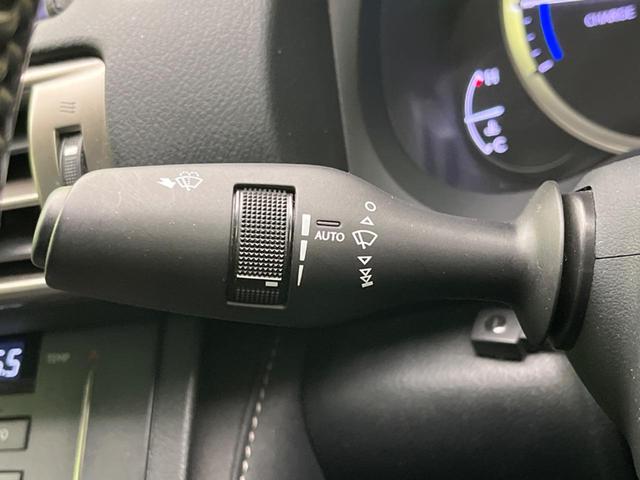 ＩＳ３００ｈ　バージョンＬ　オプションアルミ　純正ナビ　バックカメラ　衝突被害軽減　禁煙車　レーダークルーズ　パワーシート　ドラレコ　コーナーセンサー　スマートキー　ＬＥＤヘッド　ＥＴＣ　純正１８インチアルミ　オートライト（画像45）