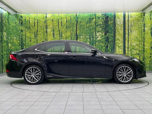 ＩＳ３００ｈ　バージョンＬ　オプションアルミ　純正ナビ　バックカメラ　衝突被害軽減　禁煙車　レーダークルーズ　パワーシート　ドラレコ　コーナーセンサー　スマートキー　ＬＥＤヘッド　ＥＴＣ　純正１８インチアルミ　オートライト（画像58）