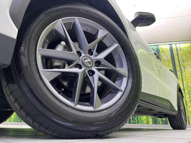エレガント　全周囲カメラ　衝突軽減　レーダークルーズ　禁煙車　９．８インチディスプレイオーディオ　コーナーセンサー　レーンキープ　スマートキー　ＬＥＤヘッド　２．０ＥＴＣ　車線逸脱警報（画像13）