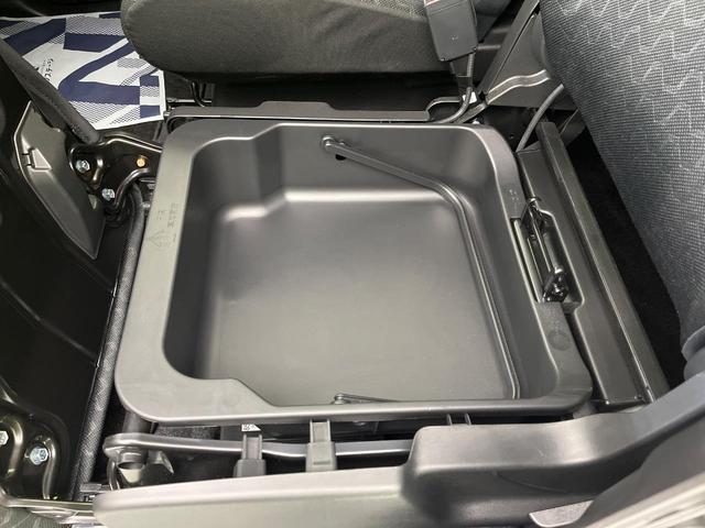 ハイブリッドＸＺ　両側電動ドア　全周囲カメラ　衝突軽減　禁煙車　ドラレコ　コーナーセンサー　スマートキー　ＬＥＤヘッド　ＥＴＣ　純正１４インチアルミ　オートハイビーム　車線逸脱警報　オートライト（画像71）