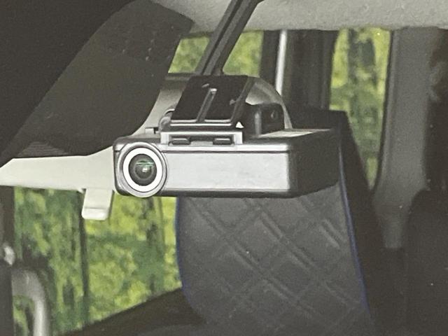 ハイブリッドＭＶ　両側電動スライドドア　衝突軽減装置　禁煙車　メーカー純正９インチナビ　全周囲カメラ　レーダークルーズコントロール　ＥＴＣ２．０　Ｂｌｕｅｔｏｏｔｈ　フルセグ　ドライブレコーダー　シートヒーター（画像7）