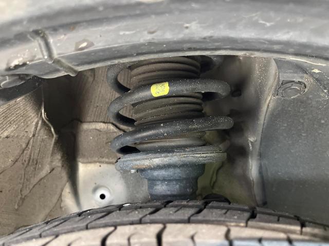 ハイブリッドＭＶ　両側電動スライドドア　衝突軽減装置　禁煙車　メーカー純正９インチナビ　全周囲カメラ　レーダークルーズコントロール　ＥＴＣ２．０　Ｂｌｕｅｔｏｏｔｈ　フルセグ　ドライブレコーダー　シートヒーター（画像20）