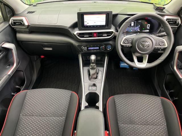 Ｚ　全周囲カメラ　衝突軽減　禁煙車　ドラレコ　コーナーセンサー　スマートキー　ＬＥＤヘッド　ＥＴＣ　ディスプレイオーディオ　純正１７インチアルミ　車線逸脱警報　オートライト　オートエアコン（画像2）