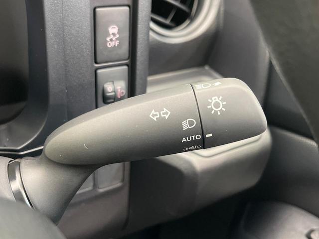 ハイブリッドＧＬ　登録済未使用車　セーフティセンス　レーダークルーズコントロール　ＡＣ１００Ｖ電源　レーンアシスト　コーナーセンサー　オートマチックハイビーム　オートライト　ステアリングスイッチ　オートエアコン（画像43）