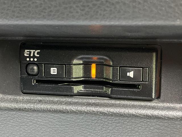 ハイブリッドＸＺ　両側電動ドア　８インチ純正ナビ　全周囲カメラ　衝突軽減　レーダークルーズ　禁煙車　シートヒーター　ドラレコ　コーナーセンサー　スマートキーＬＥＤヘッド　ＥＴＣ　車線逸脱警報　オートライト（画像25）