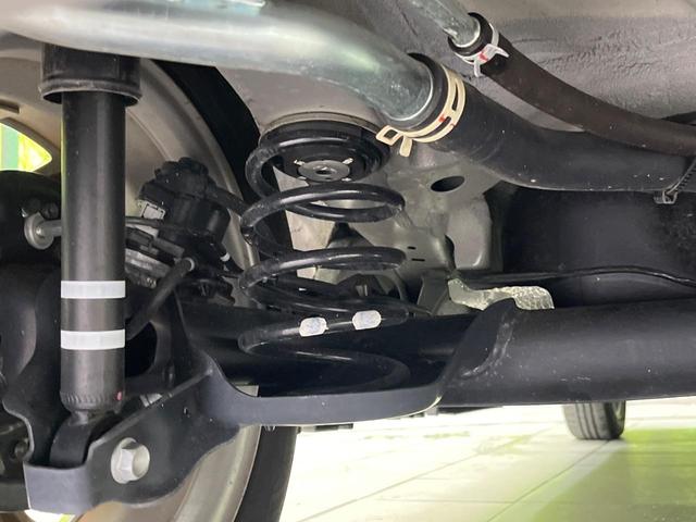 ハイブリッドＸＺ　両側電動スライド　禁煙車　衝突軽減装置　メーカー９インチ　全周囲カメラ　ＥＴＣ　Ｂｌｕｅｔｏｏｔｈ　フルセグ　シートヒーター　ステアリングスイッチ　レーダークルーズコントロール　革巻きステアリング（画像20）