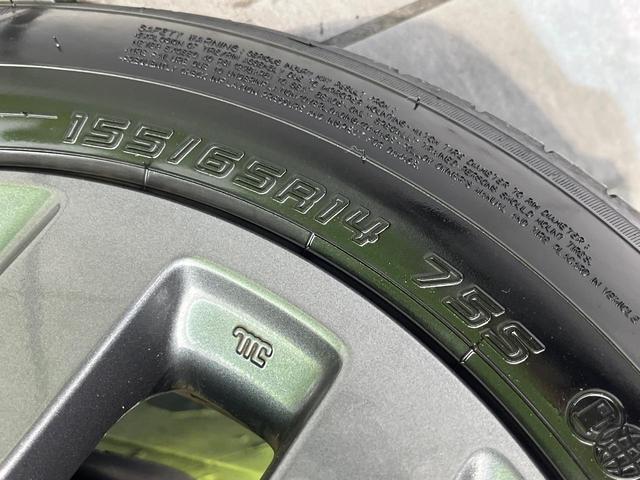 ハイブリッドＸＺ　両側電動スライド　禁煙車　衝突軽減装置　メーカー９インチ　全周囲カメラ　ＥＴＣ　Ｂｌｕｅｔｏｏｔｈ　フルセグ　シートヒーター　ステアリングスイッチ　レーダークルーズコントロール　革巻きステアリング（画像22）