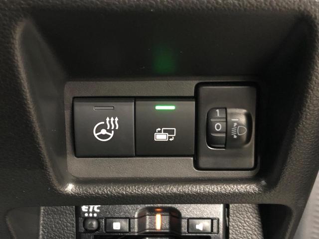 ハイブリッドＸＺ　両側電動スライド　禁煙車　衝突軽減装置　メーカー９インチ　全周囲カメラ　ＥＴＣ　Ｂｌｕｅｔｏｏｔｈ　フルセグ　シートヒーター　ステアリングスイッチ　レーダークルーズコントロール　革巻きステアリング（画像45）