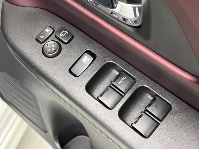 ハイブリッドＸＳ　メーカー９インチナビ　禁煙車　全周囲カメラ　両側電動スライド　レーダークルーズコントロール　ステアリングスイッチ　革巻きステアリング　Ｂｌｕｅｔｏｏｔｈ　フルセグ　シートヒーター　スマートキー（画像3）