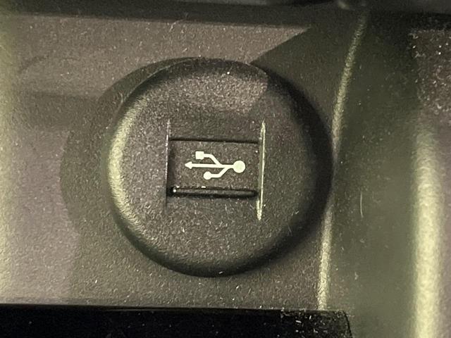 ハイブリッドＸＳ　メーカー９インチナビ　禁煙車　全周囲カメラ　両側電動スライド　レーダークルーズコントロール　ステアリングスイッチ　革巻きステアリング　Ｂｌｕｅｔｏｏｔｈ　フルセグ　シートヒーター　スマートキー（画像54）
