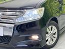 Ｚ　フリップダウンモニター　両側電動スライド　禁煙車　ＳＤナビ　バックカメラ　ＥＴＣ　Ｂｌｕｅｔｏｏｔｈ　フルセグ　ドライブレコーダー　オートライト　オートエアコン　ＨＩＤヘッド　革巻きステアリング（12枚目）
