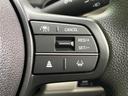 Ｎ－ＢＯＸ ベースグレード　届出済未使用車　電動スライド　衝突軽減装置　スマートキー　シートヒーター　ステアリングスイッチ　車線逸脱警報　オートマチックハイビーム　踏み間違い防止　コーナーセンサー　ＬＥＤヘッドライト（5枚目）