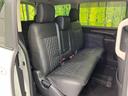 後部座席も気になるようなキズ・汚れやへたり等、大きなダメージはなく、良好な状態です。
