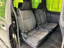 後部座席も気になるようなキズ・汚れやへたり等、大きなダメージはなく、良好な状態です。