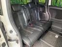 後部座席も気になるようなキズ・汚れやへたり等、大きなダメージはなく、良好な状態です。