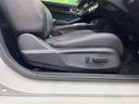 ｅ：ＨＥＶ　純正９型ナビ　バックカメラ　ＢＯＳＥサウンドシステム　衝突軽減装置　レーダークルーズ　禁煙車　ハーフレザーシート　シートヒーター　パワーシート　ドラレコ　コーナーセンサー　レーンキープ　スマートキー（41枚目）