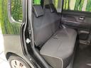 後部座席も気になるようなキズ・汚れやへたり等、大きなダメージはなく、良好な状態です。