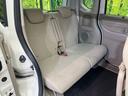 後部座席も気になるようなキズ・汚れやへたり等、大きなダメージはなく、良好な状態です。