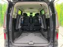 後席を格納すると、これだけの広さが！シーンに合わせたシートアレンジで、大きな荷物も積むことが出来ます♪