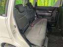 後部座席も気になるようなキズ・汚れやへたり等、大きなダメージはなく、良好な状態です。