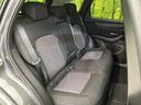 後部座席も気になるようなキズ・汚れやへたり等、大きなダメージはなく、良好な状態です。