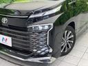 【ＬＥＤヘッドライト】悪天候や夜間走行時も良好な視界を確保し安心して運転できる高輝度ＬＥＤヘッドライトを装備！点灯速度が早く、消費電力も抑えられています。