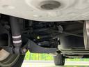 お車を安心してお乗りいただく為には、足回りの定期点検が欠かせません。サービスサポート（有償保証）では無料点検もご提供しており、安心のカーライフをお過ごしいただけるサポート体制が整っています。