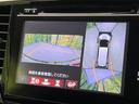 【マルチビューカメラシステム】専用のカメラにより、上から見下ろしたような視点で360度クルマの周囲を確認することができます☆死角部分も確認しやすく、狭い場所での切り返しや駐車もスムーズに行えます。