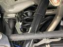 お車を安心してお乗りいただく為には、足回りの定期点検が欠かせません。サービスサポート（有償保証）では無料点検もご提供しており、安心のカーライフをお過ごしいただけるサポート体制が整っています。