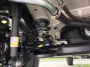 お車を安心してお乗りいただく為には、足回りの定期点検が欠かせません。サービスサポート（有償保証）では無料点検もご提供しており、安心のカーライフをお過ごしいただけるサポート体制が整っています。