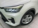 【ＬＥＤヘッドライト】悪天候や夜間走行時も良好な視界を確保し安心して運転できる高輝度ＬＥＤヘッドライトを装備！点灯速度が早く、消費電力も抑えられています。