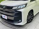 【ＬＥＤヘッドライト】悪天候や夜間走行時も良好な視界を確保し安心して運転できる高輝度ＬＥＤヘッドライトを装備！点灯速度が早く、消費電力も抑えられています。