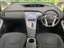 プリウス S 禁煙車 純正ナビ バックカメラ ETC Bluetooth スマートキー HIDヘッド ステアリングスイッチ オートライト 純正15インチアルミホイール CD再生 盗難防止装置 プライバシーガラス 中古車画像_2