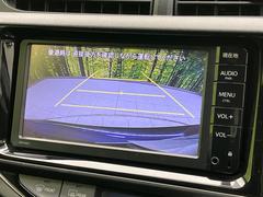 【バックカメラ】駐車時に後方がリアルタイム映像で確認できます。大型商業施設や立体駐車場での駐車時や、夜間のバック時に大活躍！運転スキルに関わらず、今や必須となった装備のひとつです！ 4