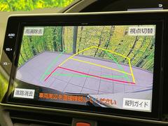 【バックカメラ】駐車時に後方がリアルタイム映像で確認できます。大型商業施設や立体駐車場での駐車時や、夜間のバック時に大活躍！運転スキルに関わらず、今や必須となった装備のひとつです！ 4