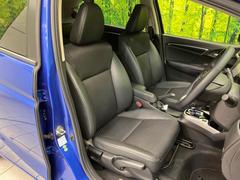 運転席シート廻りは使用感も少なく、良好な状態となっています。丁寧に使われていたことがよくわかりますね。 7
