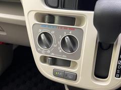 寒い冬も暑い夏も全席に快適な空調を届けてくれる、ダイヤル式エアコンを装備♪ 7